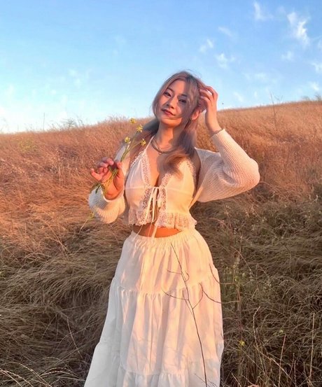 Arine Kim actriz atractiva recopilación