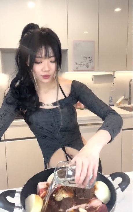 igumdrop estrella desnuda galerías