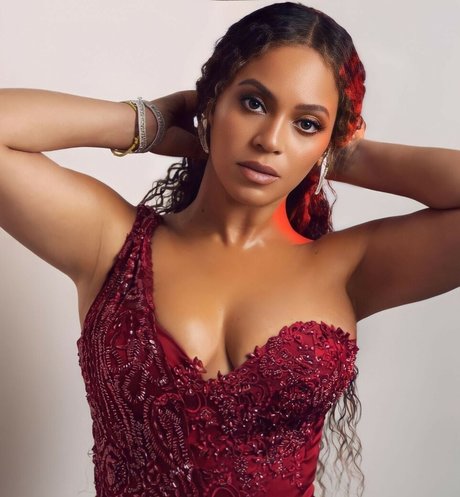 onlyfans árabes arte agradable foto