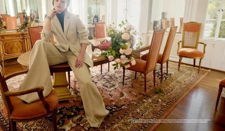 Lili Reinhart estrella porno caliente imagen