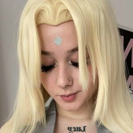 cosplayfoxyuzumaki hermosa actriz imágenes