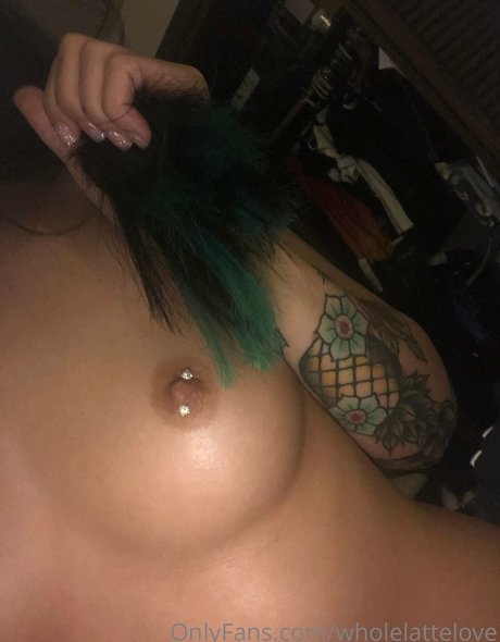 Alicia Costello modelo gratis galerías