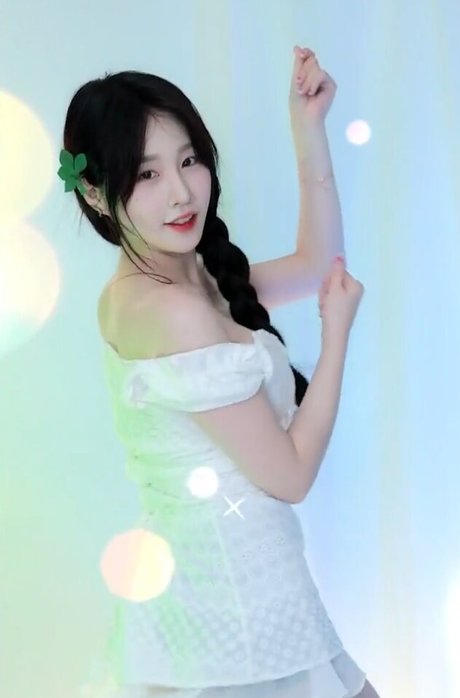 woohankyung actriz desnuda imagen