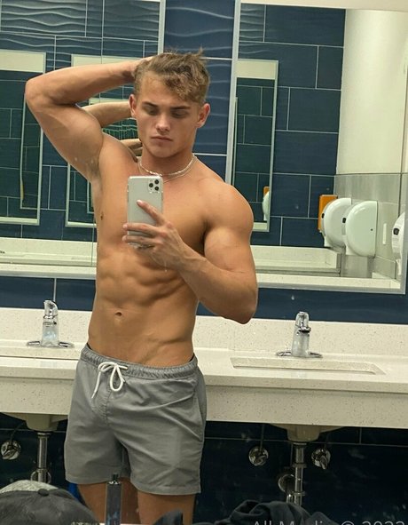 taylorsfree estrella porno hd foto