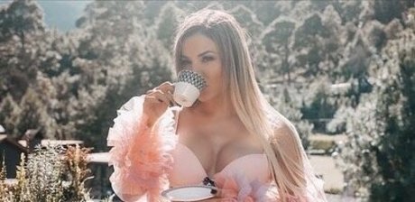 Aleida Nunez estrella de alta definición galerías