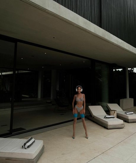 katerina firsa modelo adulto fotos