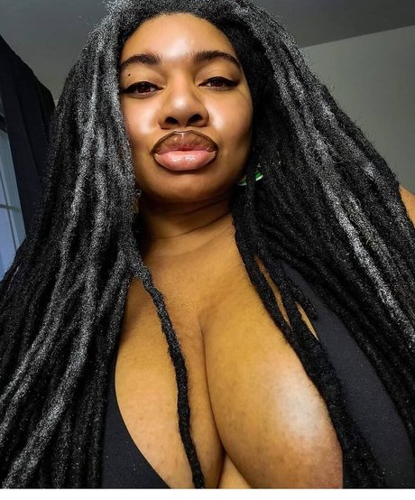 Locked Honey Princess estrella porno exclusiva archivo