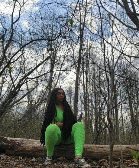 Locked Honey Princess buena actriz imagen