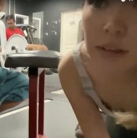 ExtraEmily estrella porno hd galerías