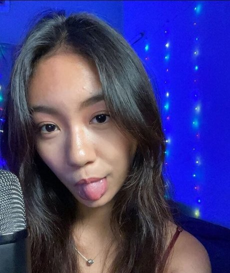 Moon Blitz Asmr estrella perfecta galería