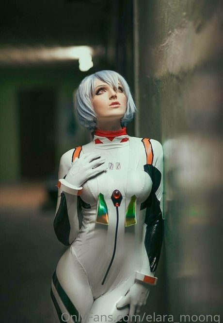 elara moonq buena actriz fotos