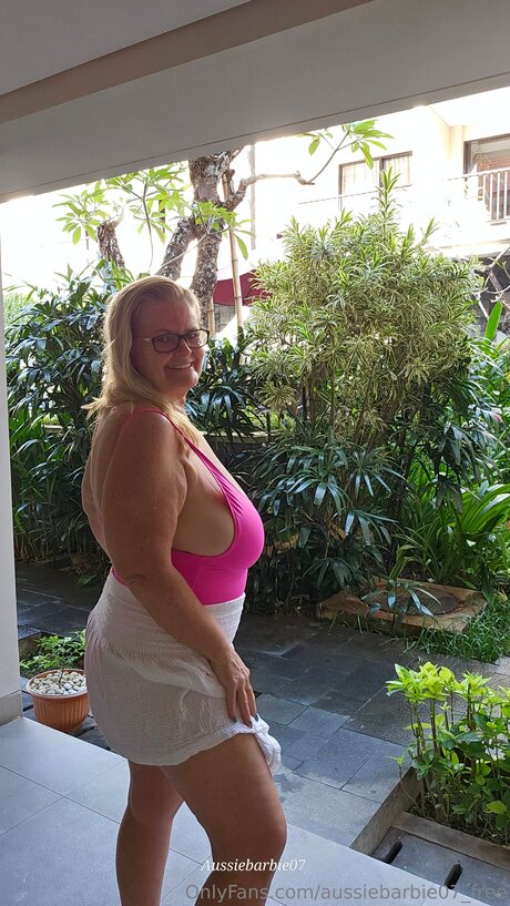 aussiebarbie07 free modelo desnudo galería