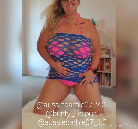 aussiebarbie07 free modelo desnuda galería