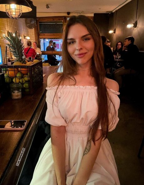 Vika Mednis modelo de alta definición recopilación