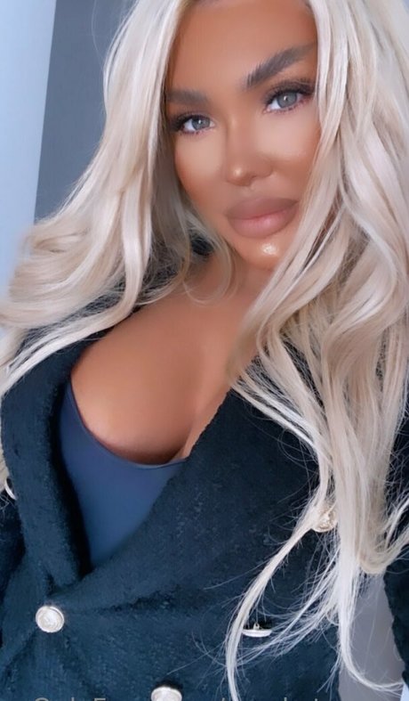 sarahstonnee estrella porno hermosa archivo