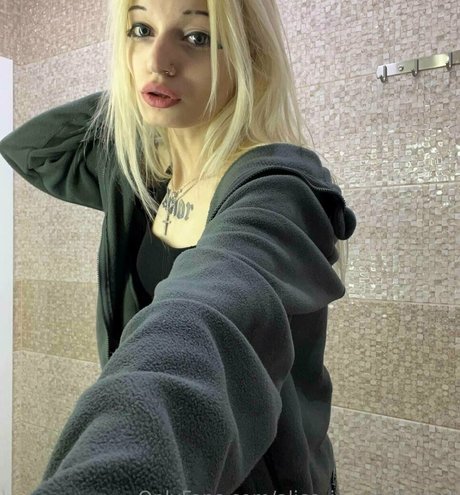 skinny tyan estrella porno de arte imágenes