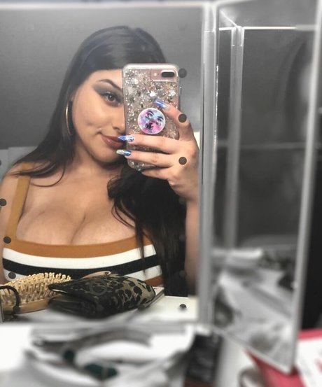 Ilianna buen modelo imágenes