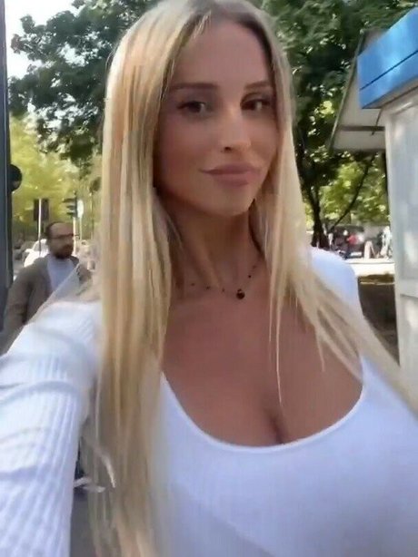 Meria Arreghini actriz desnuda foto