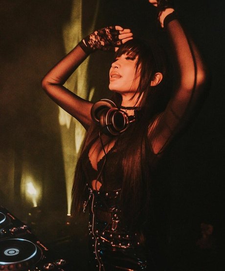 DJ HEAVYGRINDER modelo sexual imagen