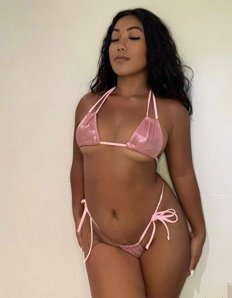 jannieasia estrella porno sexy imágenes