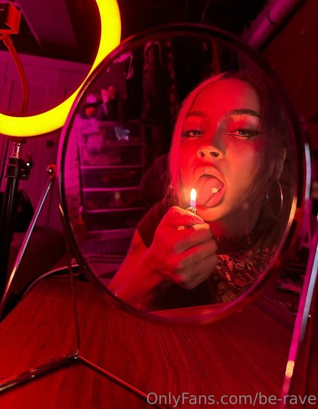 be rave modelo caliente fotos