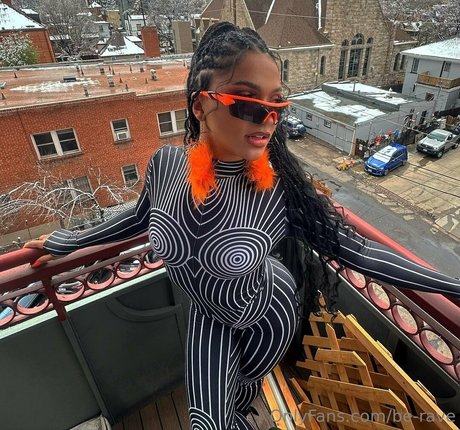 be rave modelo de alta calidad galerías