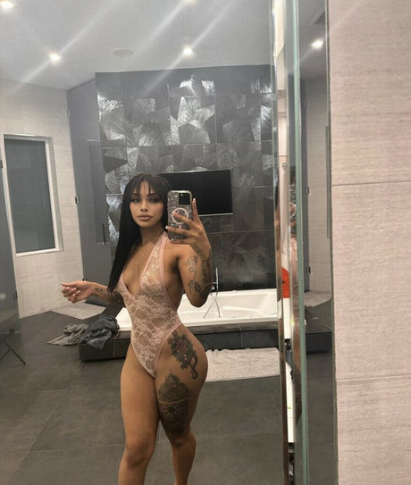 therealvickyy actriz xxx recopilación