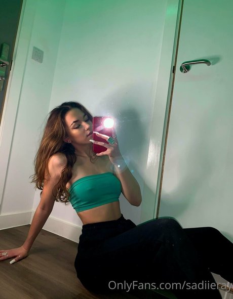 sadiieray estrella atractiva galerías