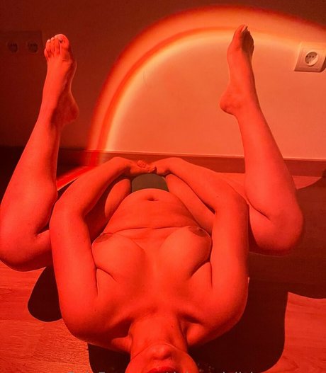 infernadeliciouscurves modelo bonita recopilación