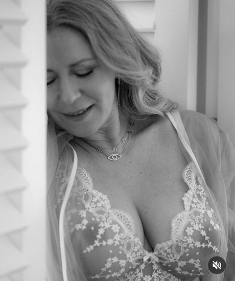 onlyfans de adolescentes con curvas desnudos gratis imagen