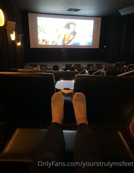 yourstrulymsfeet estrella bonita galería