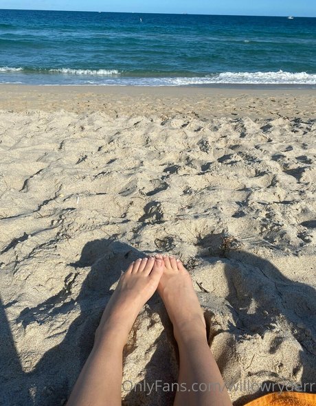 Willow Ryder actriz de desnudos galería