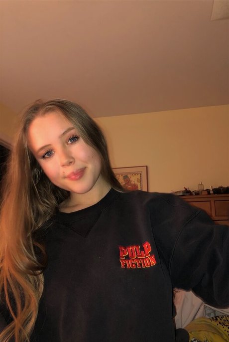 Emily Kyte estrella sexy imagen