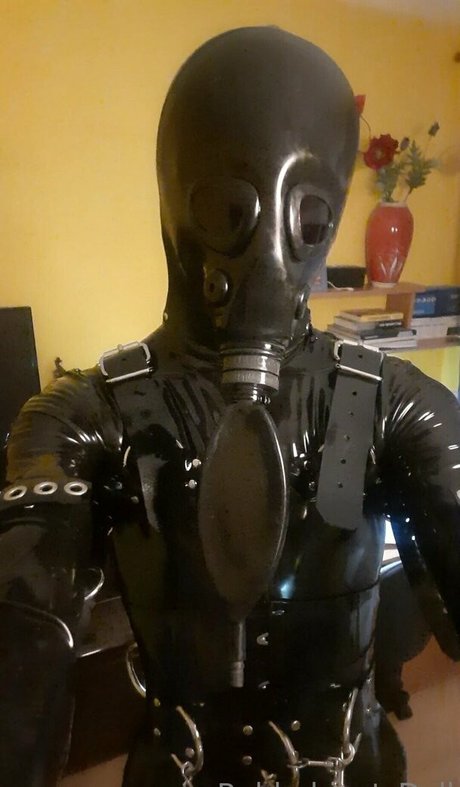 rubbobject doll estrella del arte galerías