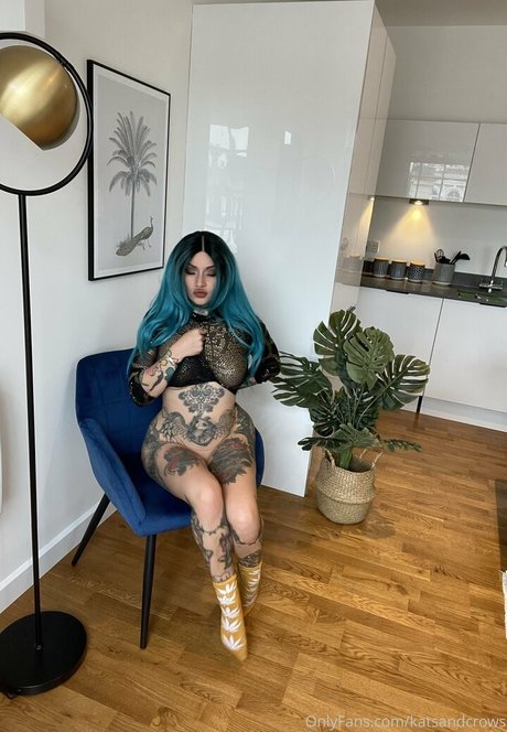 Katsandcrows actriz porno galería