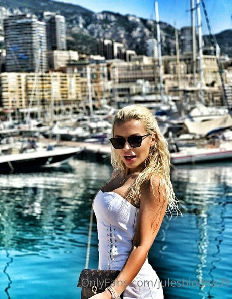 Julesblodna39 modelo de alta definición imagen