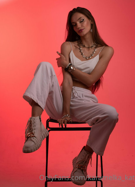 onlyfans de adolescentes delgadas hermosa erótica archivo