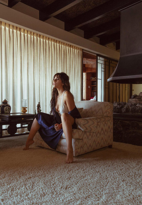 Stephanie Beatriz arte estrella porno galería