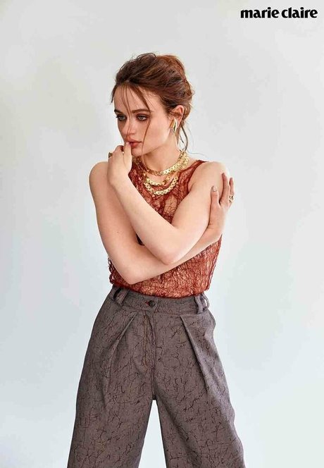 Joey King actriz erótica imágenes