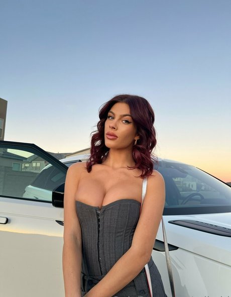 mikahl actriz de alta calidad foto