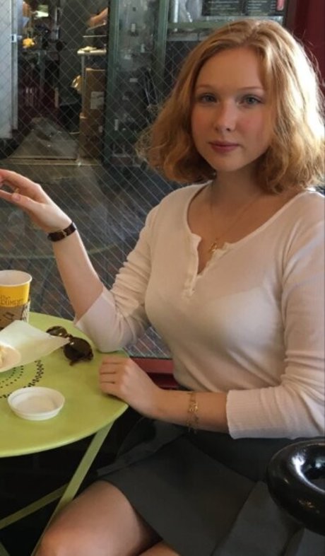 Molly Quinn estrella hd imagen