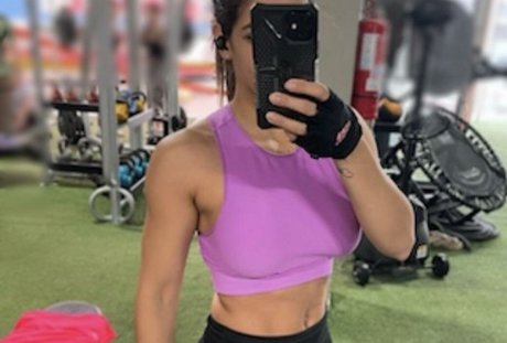 Sara Miller modelo de alta calidad galerías