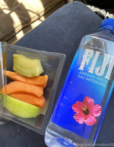 aldana30 estrella de alta definición foto