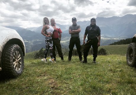 Oksana Mishyna modelo atractivo fotos