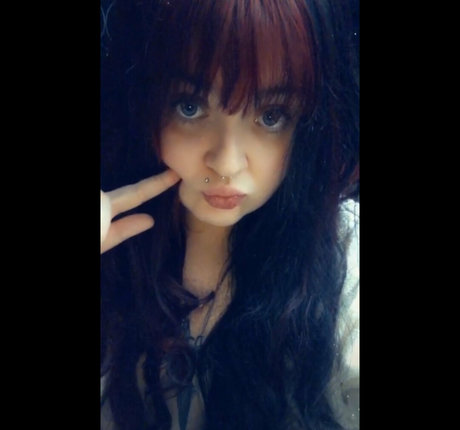 subliminalhexing actriz desnuda galerías