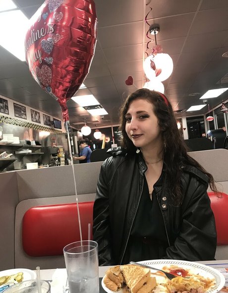 ravenhex3 modelo hermosa galerías