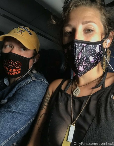 ravenhex3 modelo hermosa galerías