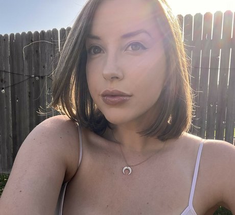 JackieMButler actriz libre galerías