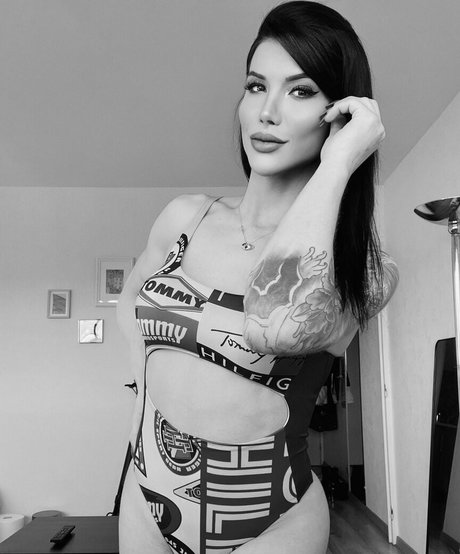 onlyfans de chicas alternativas sexo de alta calidad foto