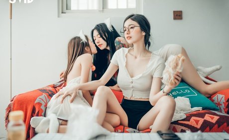 Tsai 919 hermosa estrella porno foto